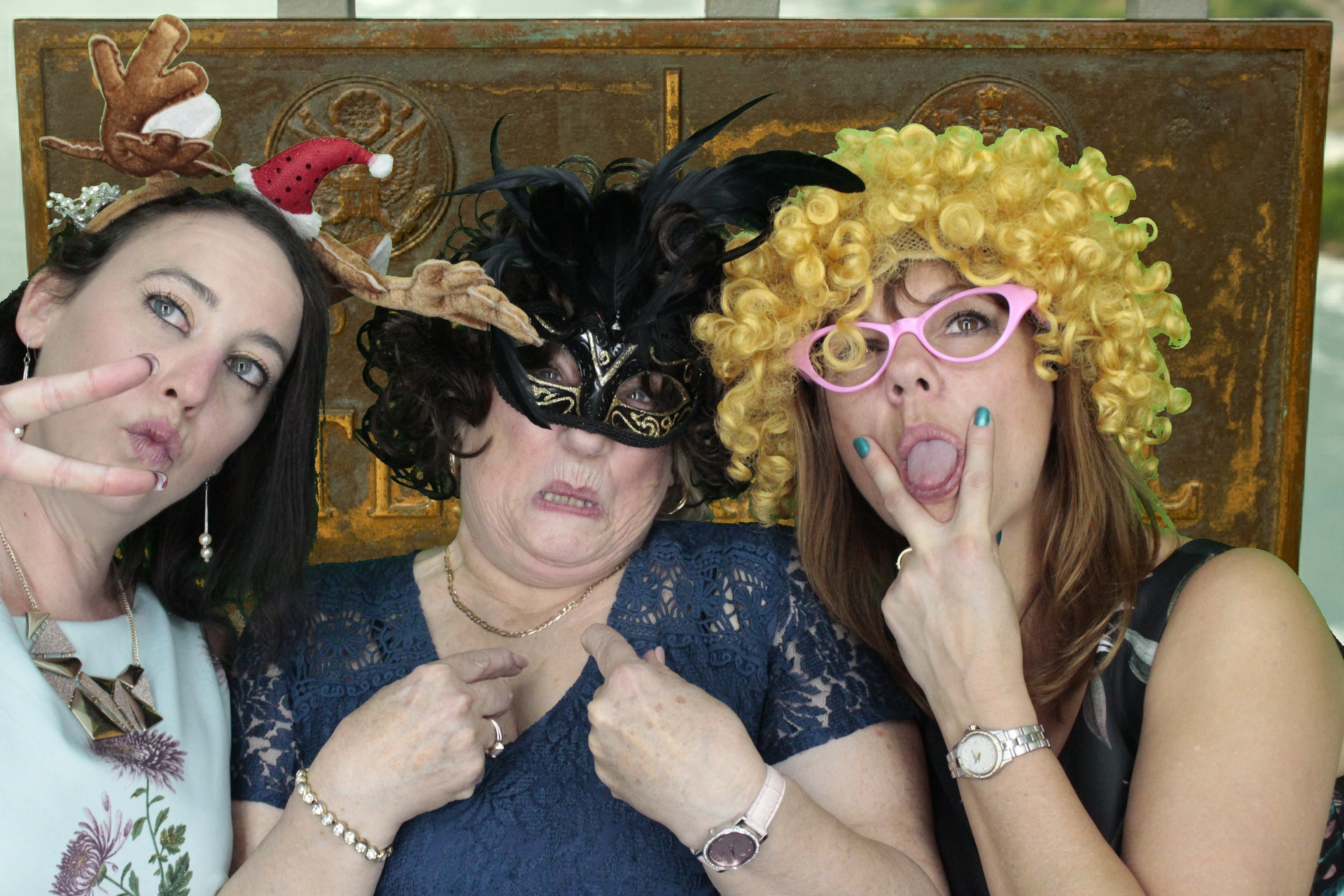 Chris & China's Wedding | View more photos from the event at gallery.myphotoboothexperience.co.uk/u/MyPhotoBoothExperienceLtd/Chris-Chinas-Wedding
